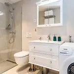 Apartment Luxury Azalea