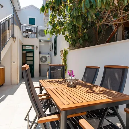 Luxury Azalea Apartamento *