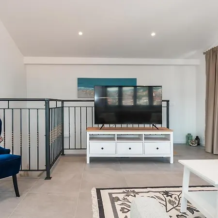 Luxury Azalea Apartament