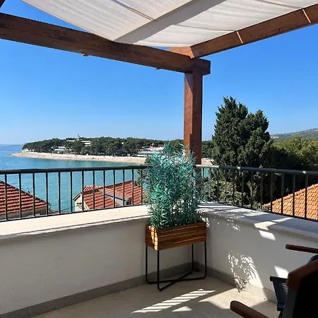 Апартаменты Luxury Azalea