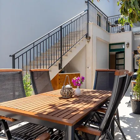 Luxury Azalea Apartament Primošten
