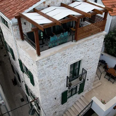 Luxury Azalea Primošten