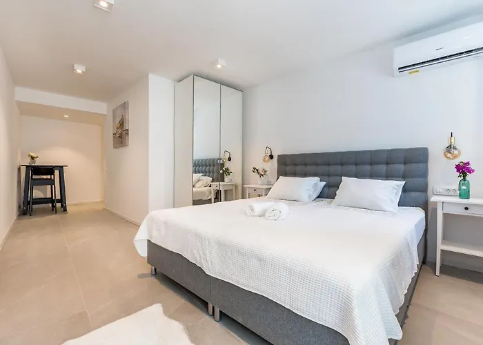 Luxury Azalea Apartamento *